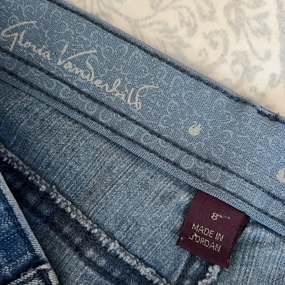 Gloria Vanderbilt Women's Capri Jeans  Sparkly Pocket Details Size 8 - Picture 7 of 10